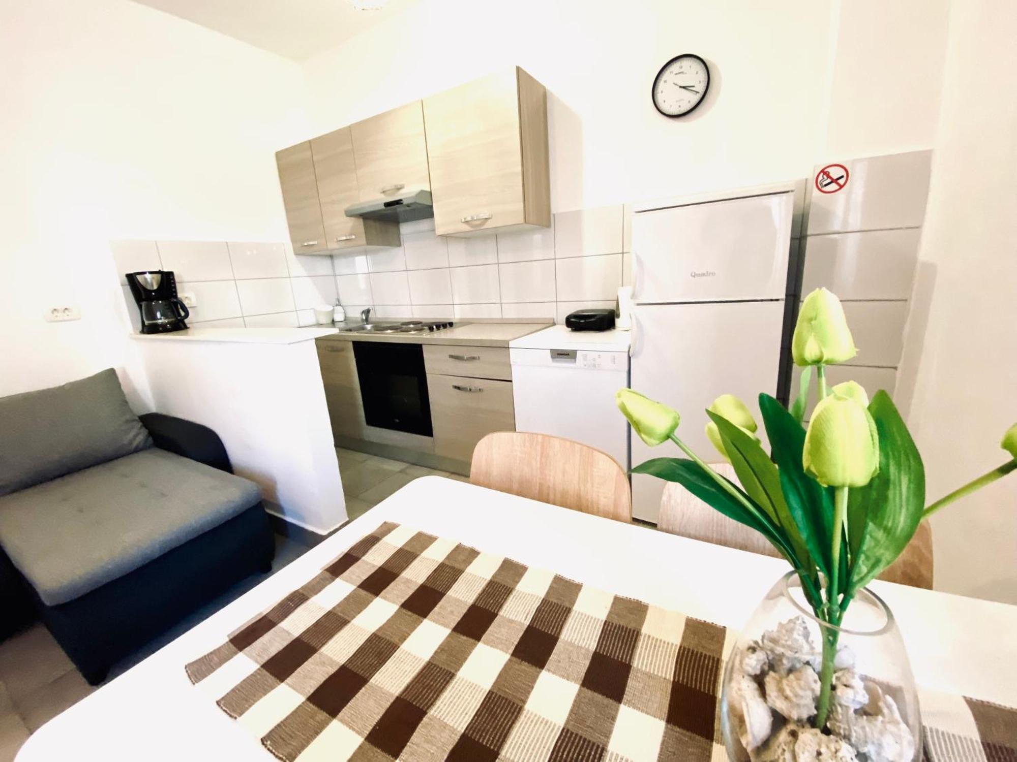 Luna Maris Apartments Zadar Buitenkant foto